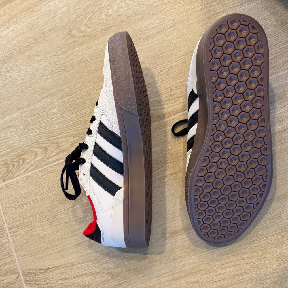 Adidas Men's White and Black Busenitz Vulc 2